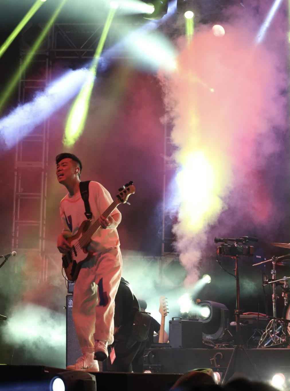 Supper Moment十五周年演唱会九龙湾寻回青春