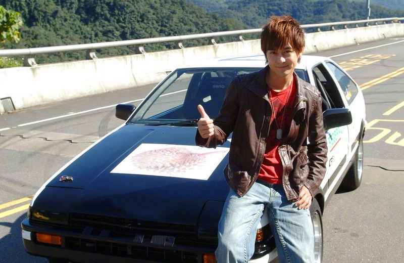 林志颖弹《放羊的星星》主题曲，网友：这就是我的青春