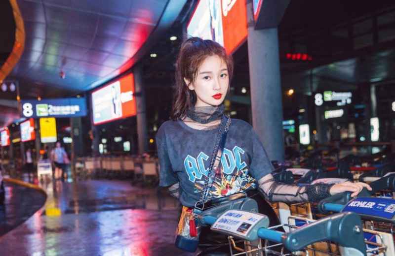 《青你》实力差距悬殊,决赛成车祸,选手们实力断崖式下滑,在搞笑吗?