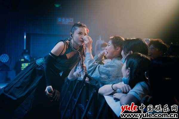 丁当《当我们再一起》livehouse巡演大获好评，二巡“宠粉之行”霸气加演15城