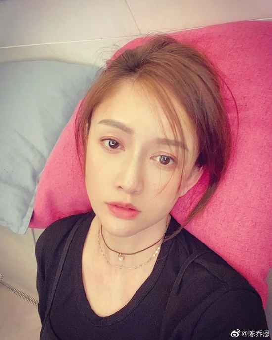 网友宠物狗因不良托运致死 陈乔恩发长文为其发声