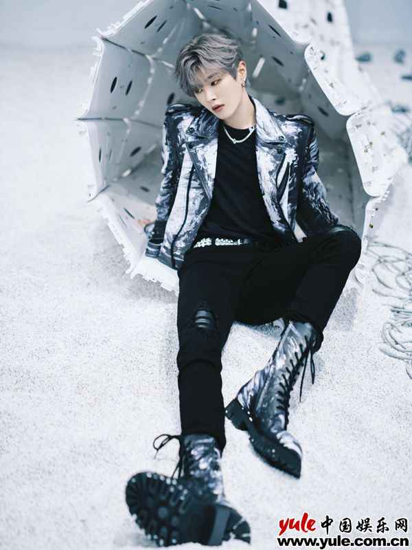 2 李汶翰新EP《汶》首单《Darlin》正式上线,首唱舞台燃爆全场