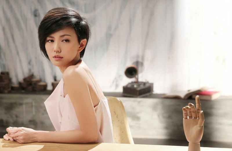 孙燕姿与林俊杰，携手推出新歌，为灾区带去力量