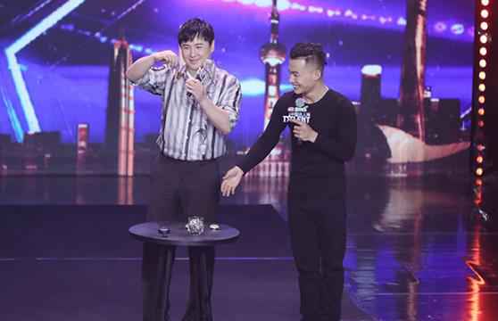 沈腾真性情泪洒现场 达人秀致敬祖国成立70周年