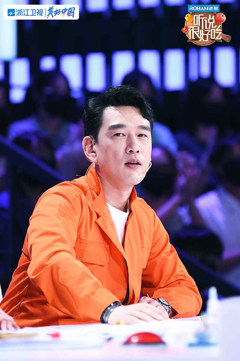 王耀庆回归牛气满满的哥哥 双综霸屏登热搜榜单