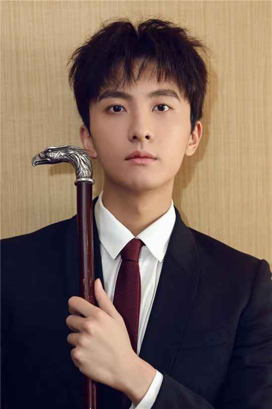 《演员请就位》获得“年度最佳演员”称号的是谁？