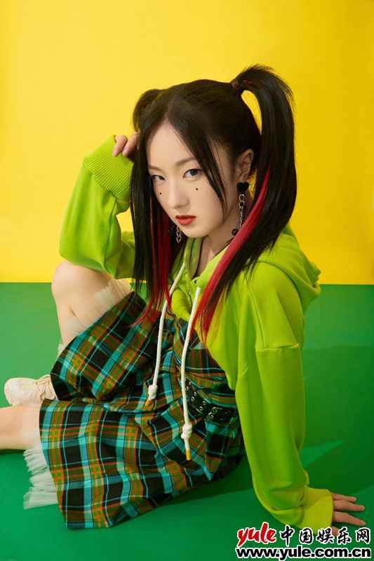 SING马雪娇《黑怕女孩》一公舞台直击人心 引发共鸣现场泪目不停