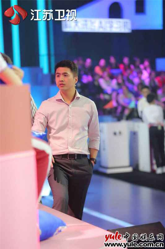 《超脑少年团》抵达“逆行力之星” 选手互放“狠话”火药味足