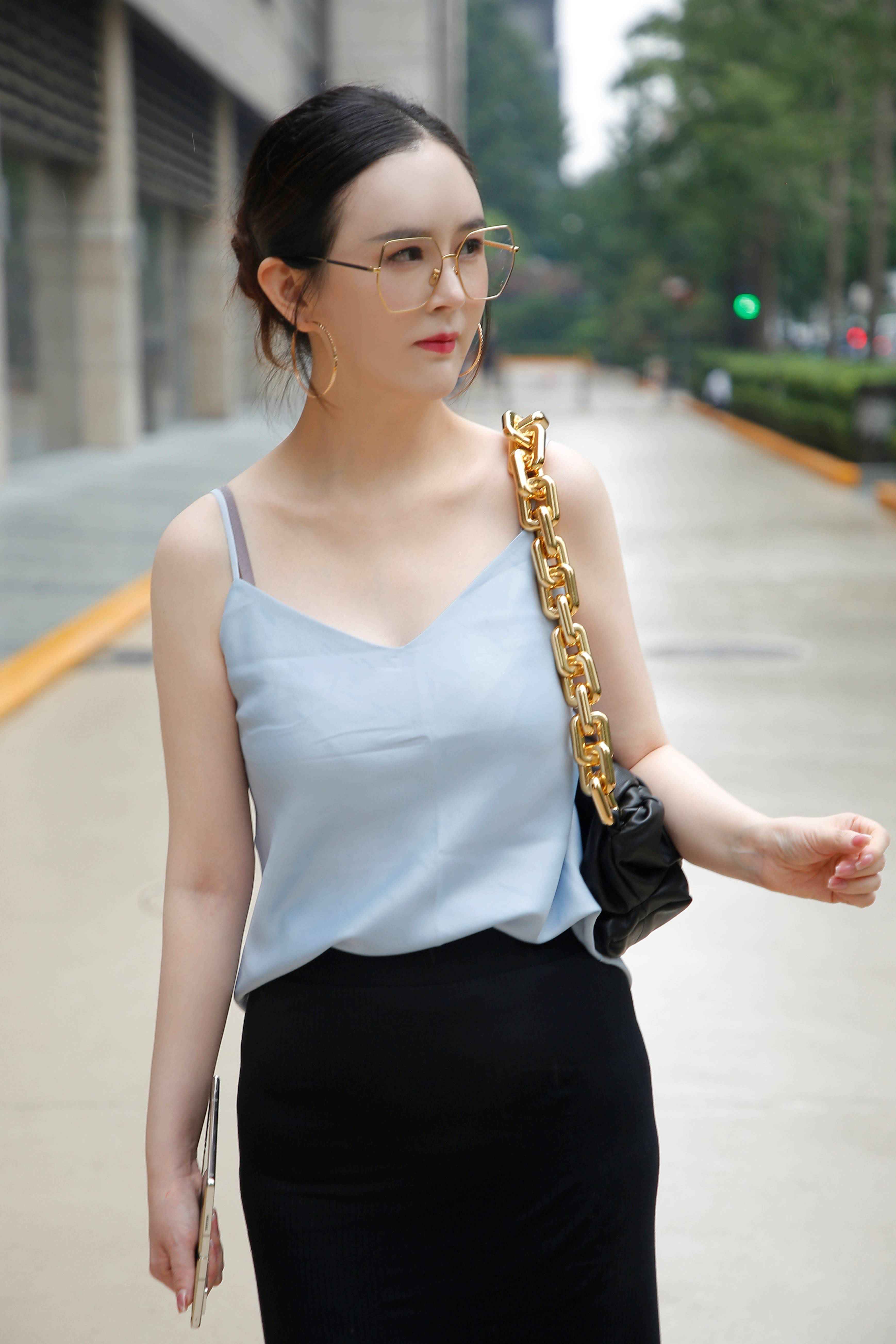 清新盛夏 刘竞目若朗星定格质感生活