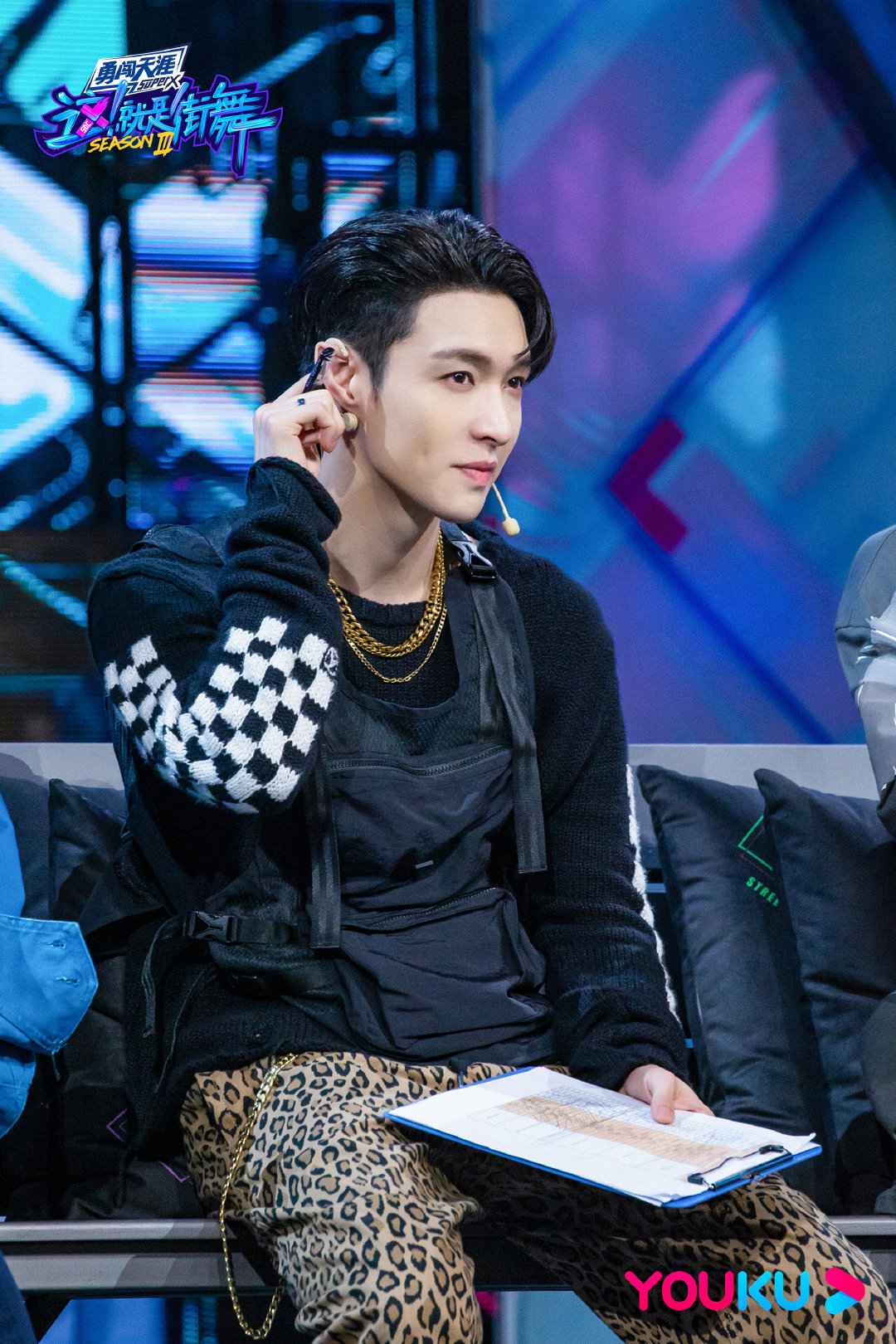 《这！就是街舞3》队长“各出奇招”表白选手，35人齐舞成就历史引全员泪目！