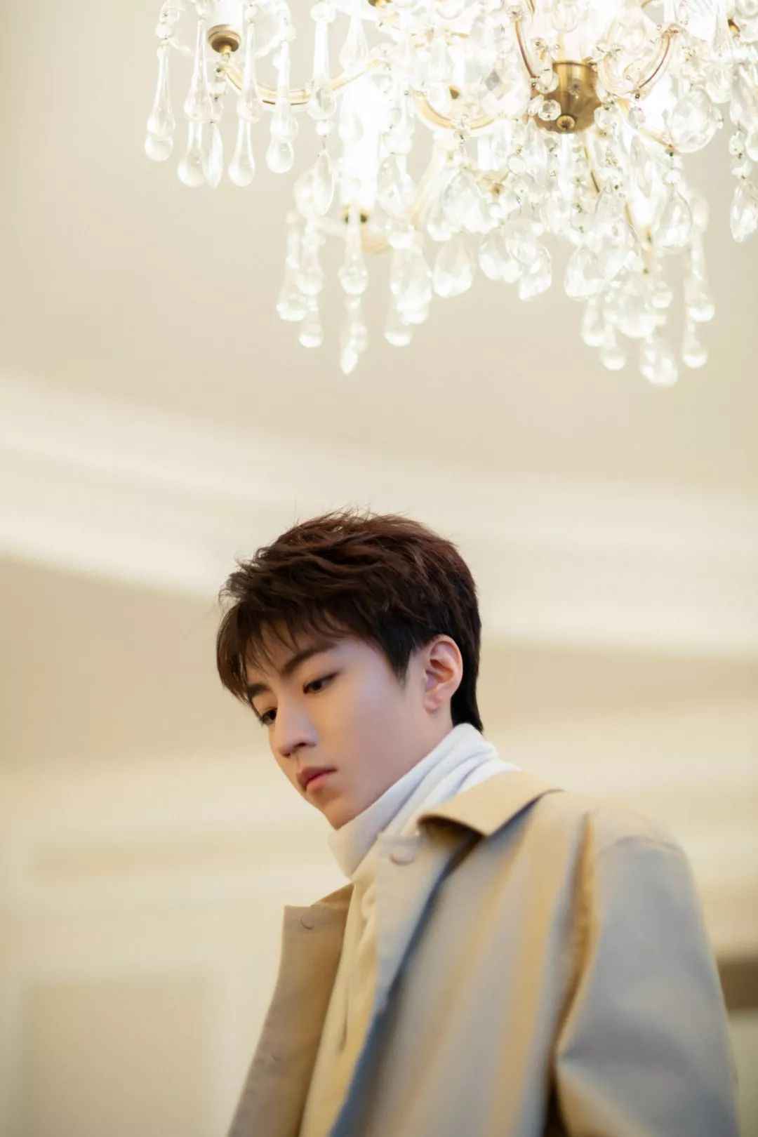 王俊凯空降18首歌曲!占据飙升榜前30,前三首厉害了!