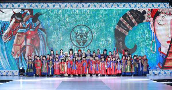 童星璀璨,梦逐华夏——中国童模网高奢大秀|21周年星耀盛典圆满收官