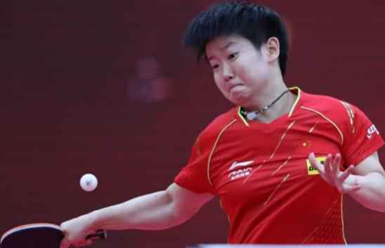 孙颖莎首次登上奥运赛场，顺利晋级16强