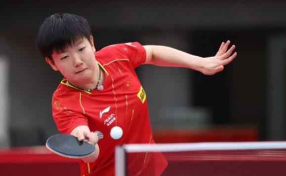 孙颖莎首次登上奥运赛场，顺利晋级16强