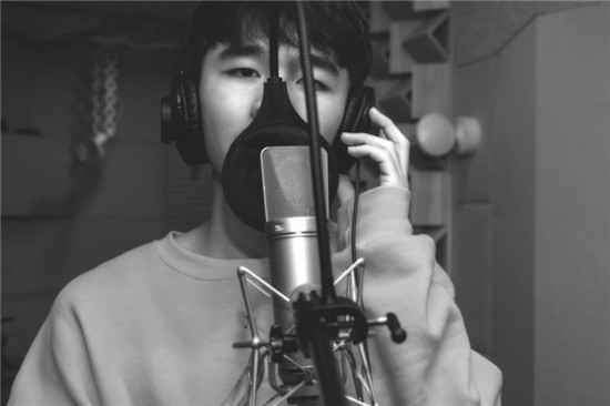 歌手丁星辰携最新单曲《蒲公英带我飞》