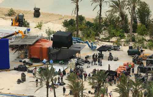 甄子丹惊现《星战》片场 造型似绝地武士