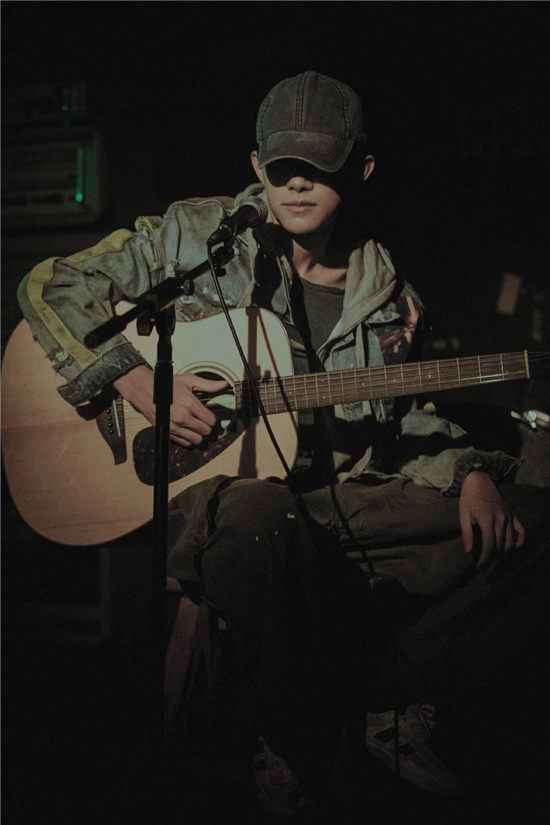 《少年的你》MV惊喜上线，易烊千玺《念想》演绎未完的梦