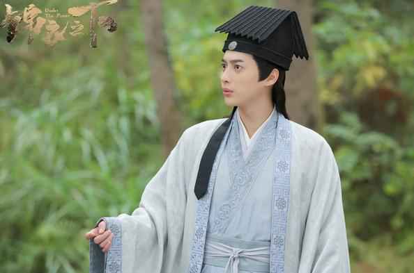 《锦衣之下》热播 韩承羽化身“蓝青玄”上线助攻
