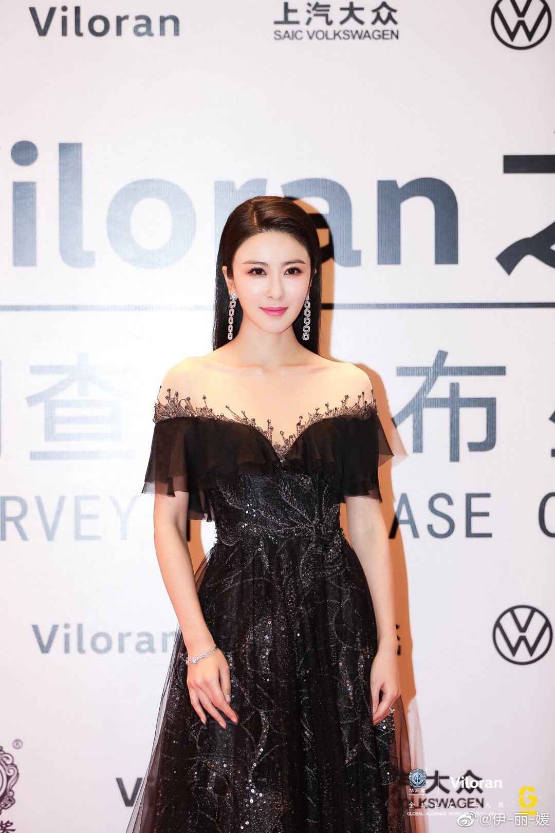 伊丽媛才是真正的“无价之姐”：未必人人喜欢，但一定万众瞩目