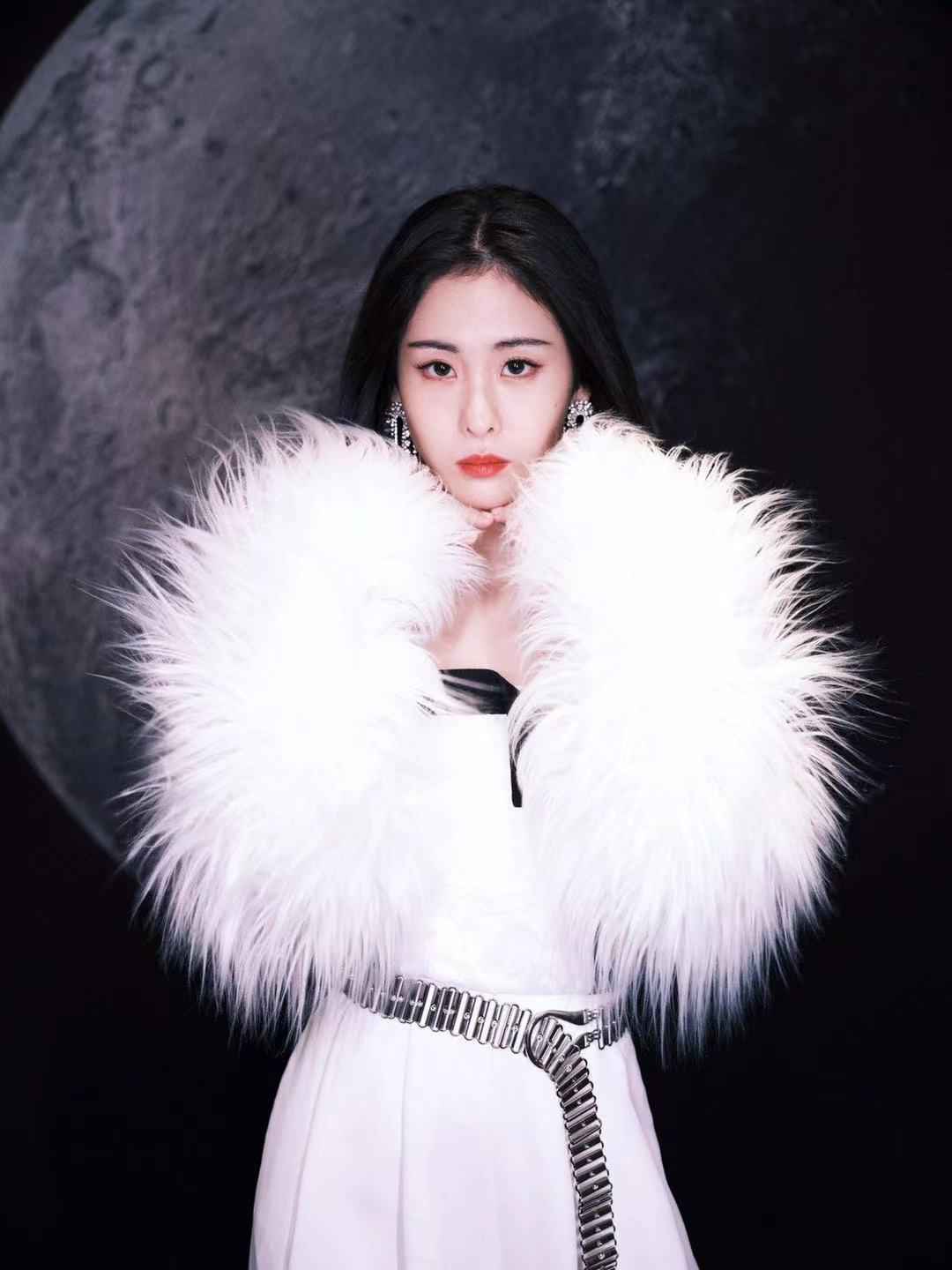 张碧晨回归好声音 助力那英寻天籁之音