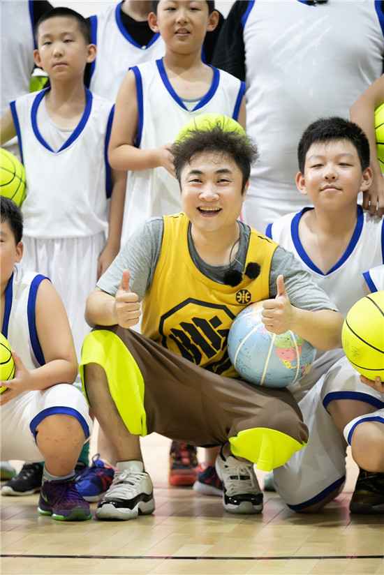 乔杉《哎呀好身材》变热血篮球少年 鸡胸肉奶昔成爆款