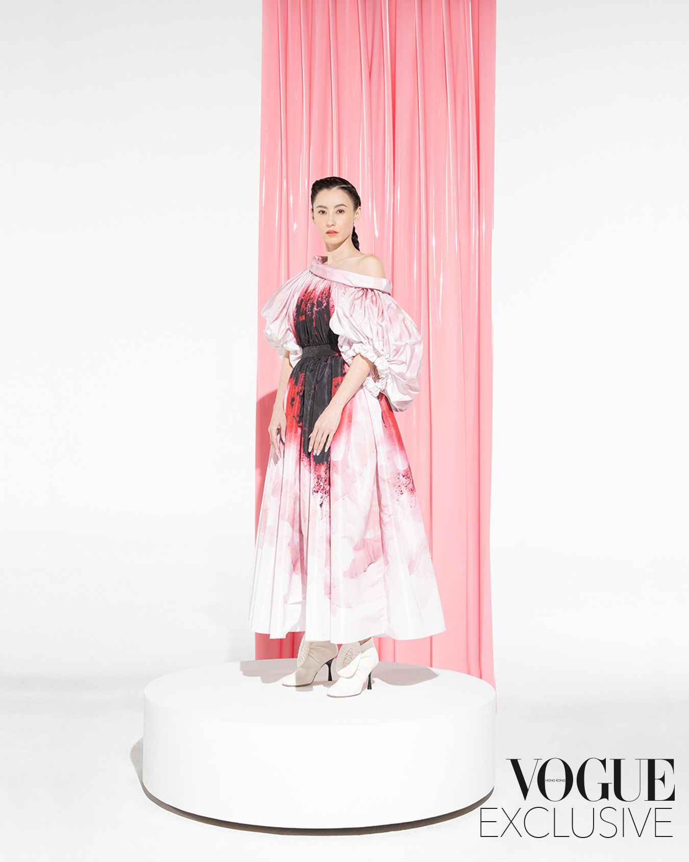 张柏芝港版《VOGUE》八月刊封面及内页全公开