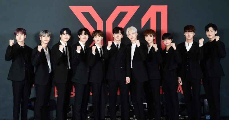 X1 超越前辈 刷新新人团体首周销量纪录!