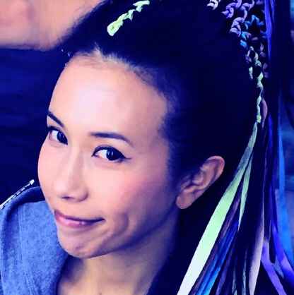 莫文蔚疑自曝大话西游3白晶晶造型 满头扎小辫