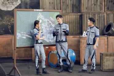 《勇敢的世界》今日播出,杨迪、陈乔恩团结一致彰显集体意识