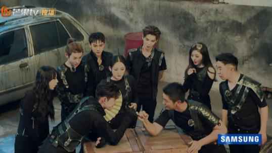 《勇敢的世界》张翰卖萌秀舞姿，突破自我传递正能量