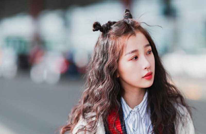 《青你2》化身追星现场，虞书欣与偶像成功互动，Lisa亲传舞蹈动作