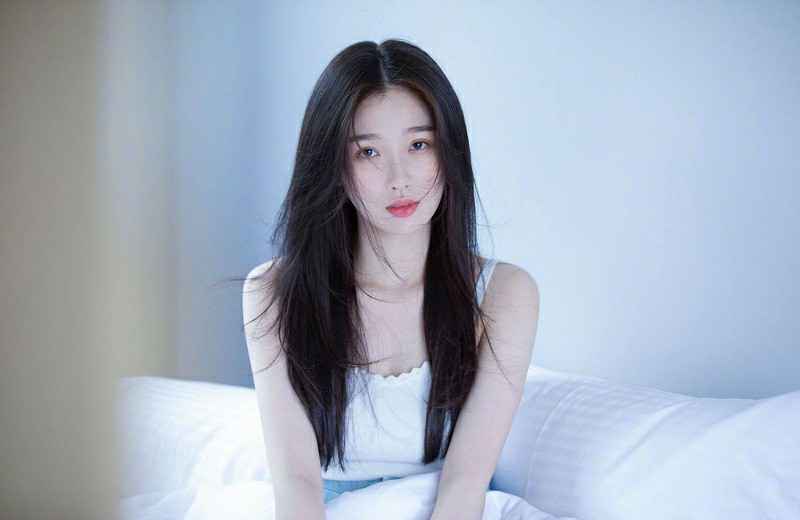 《青你2》化身追星现场，虞书欣与偶像成功互动，Lisa亲传舞蹈动作