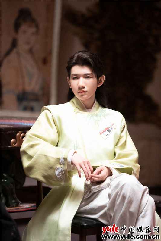 王源《奇异剧本鲨》土味情话获线索 洞察秋毫插柳成荫