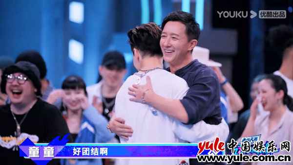 《这！就是街舞》第四季世纪之战全场泪崩 韩庚刘宪华王一博张艺兴共忆兄弟情