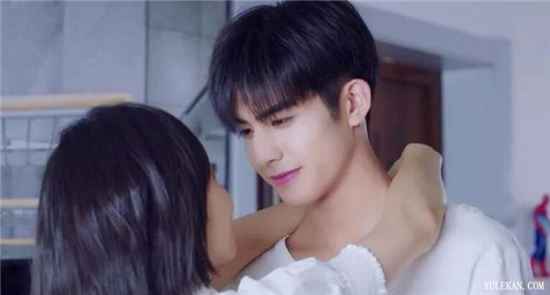 下一站是幸福：贺繁星刚和元宋分手就搭上叶鹿鸣？人设崩塌了吗？