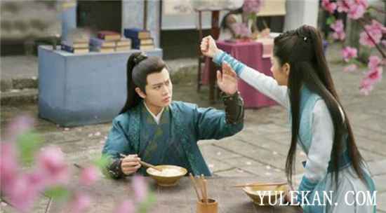 今夏为什么会那么轻易相信陆绎的绝情？