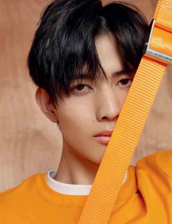 甘望星 | 聚光灯下的平凡自我