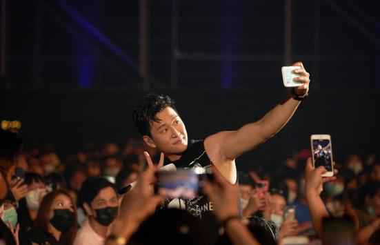 周兴哲《你,好不好》豪华返场高雄 蔡健雅A-Lin惊喜助阵