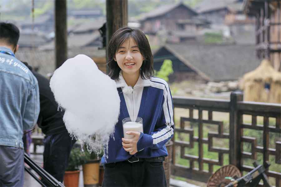 《向往的生活4》官宣定档 实力团宠张子枫回归