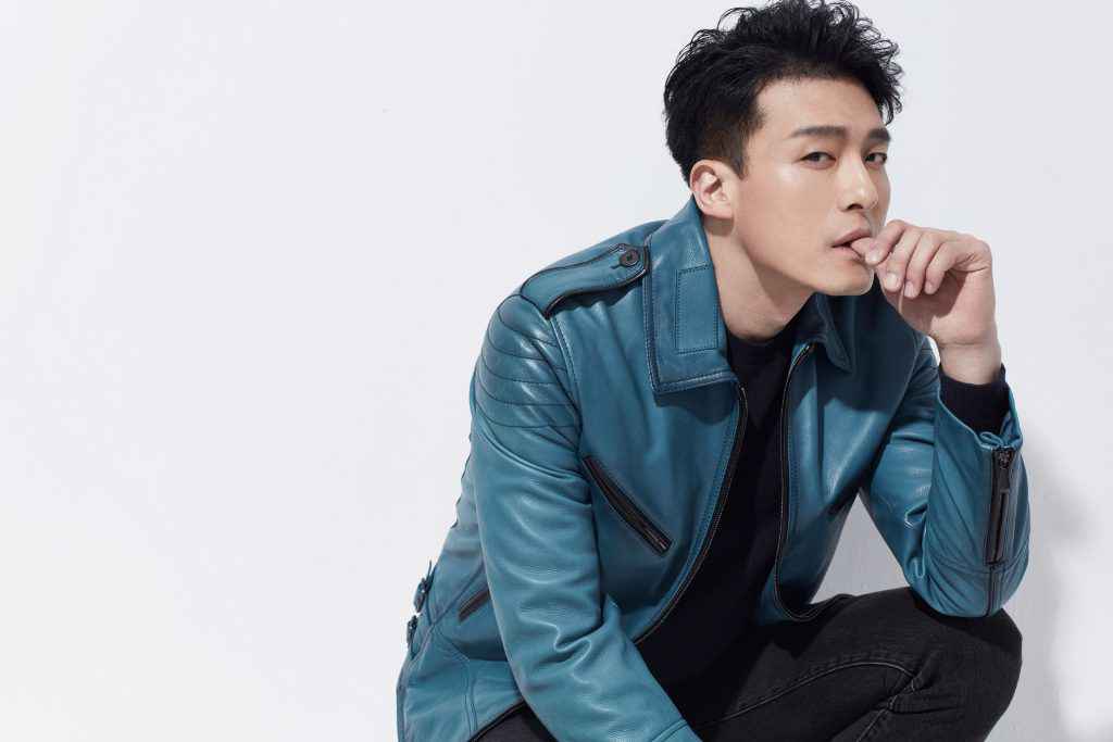 孙艺洲拍戏凌晨收工 苦中作乐发图调侃