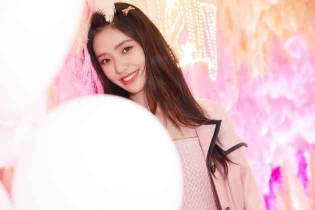 《美人鱼2》杀青待映，女主依旧是林允，网友：男主是他就稳了