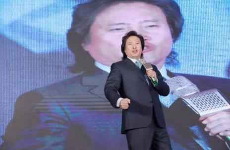 戴玉强王为念领衔千名音乐人 歌颂新中国七十华诞盛典音乐会举行