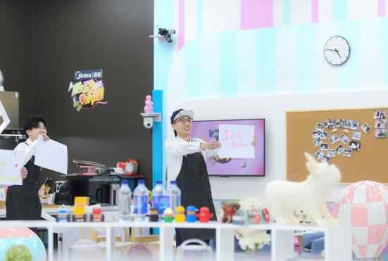 《心动的味道·厨语》池子担纲首期嘉宾 脱口秀燃起全民告白风潮