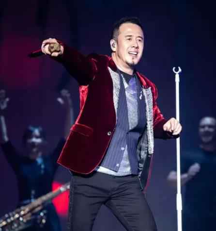 杨坤新歌《多亏你能够比我幸福》上线 蔡健雅倾情加盟