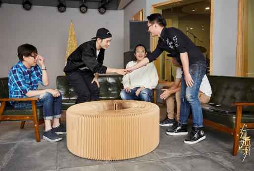 《人民日报》评《幻乐之城》：新思路、新经验、新趋势