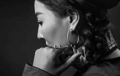 海来阿卓新歌《母亲河》上线，传递温暖