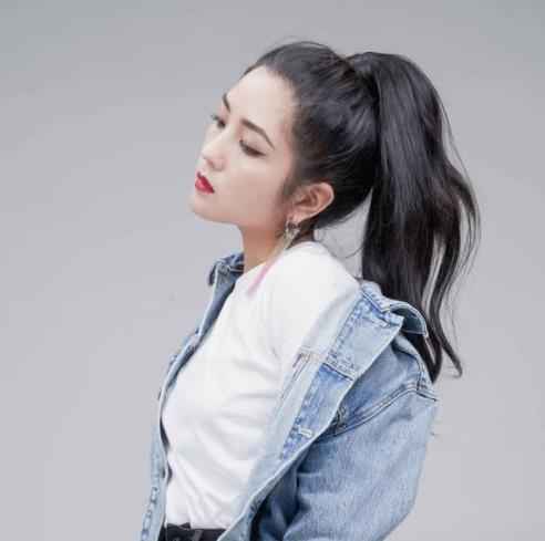 《再见何洁》黑胶唱片限量发售 追求艺术诉说温暖爱意