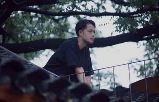 王珞丹与青山周平胡同撸串两个水瓶座的北漂对“家”定义大不同