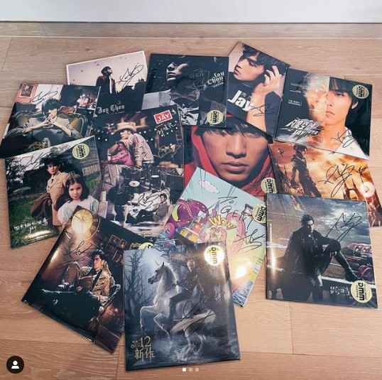 邓紫棋追星成功 收周杰伦亲送礼物一看激动哭了