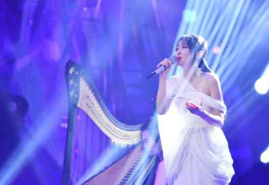 萨顶顶演绎全新国风单曲 《大梦天华》上线